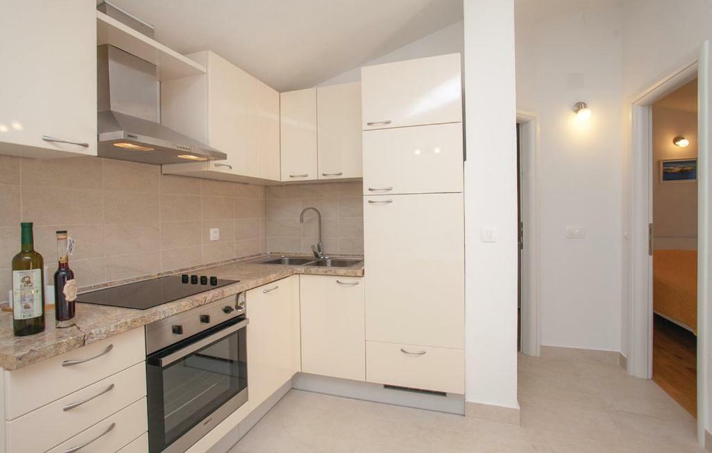 Beautiful Apartment By The Sea Prizba Ngoại thất bức ảnh